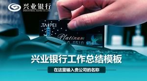 Modello di banca industriale PPT con sfondo di carta di credito