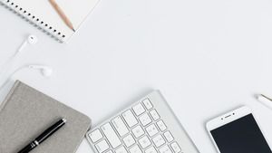 Huit images de fond de bureau PPT ordinateur de bureau