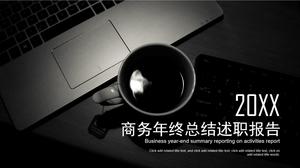Siyah-beyaz ofis masaüstü arka plan üzerinde kişisel rapor PPT şablonu