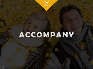 مجموعة متنوعة من الأشكال الهندسية لتخطيط الصور الإبداعي لمرافقة احترام قالب ppt الرائع المسطح لموضوع المسنين