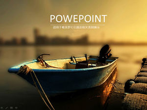 Лодка листа в шаблоне РРТ закат