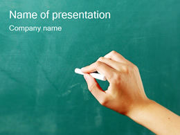 手拿著粉筆黑板上寫教育教學ppt模板
