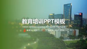 قالب PPT للتدريب على التعليم الأخضر البسيط