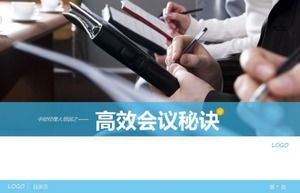 Gli uomini d'affari che incontrano il record coprono il modello PPT di formazione del personale medio e senior