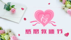Modèle PPT de Thanksgiving Teacher's Day avec des fleurs et un fond d'amour