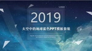 Uzay mavisi PPT şablon setinde Dünya