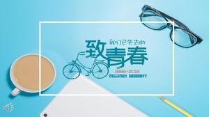 젊은 신선하고 신선한 졸업 시즌 PPT 사진 앨범에